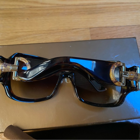 GUCCI Sunglasses (NWOT) - Picture 6 of 16